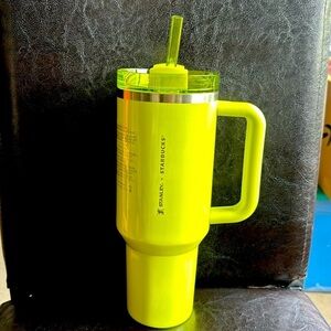 BRAND NEW  Lime Green limited edition Stanley cup (Stanley x Starbucks)